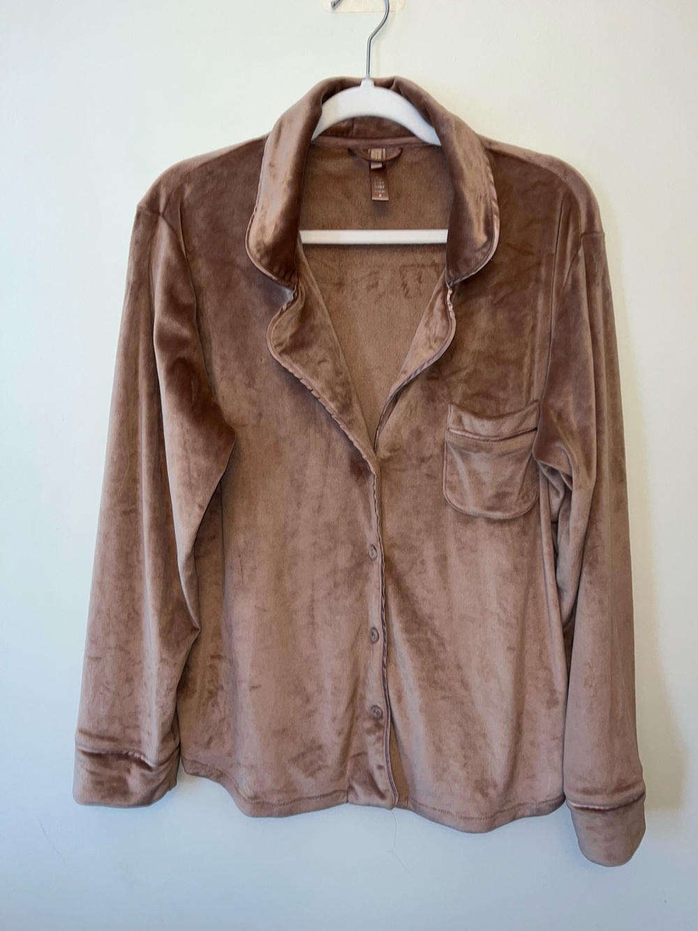 SKIMS Velour Sleep Top Women's Size Medium Brown Button Down